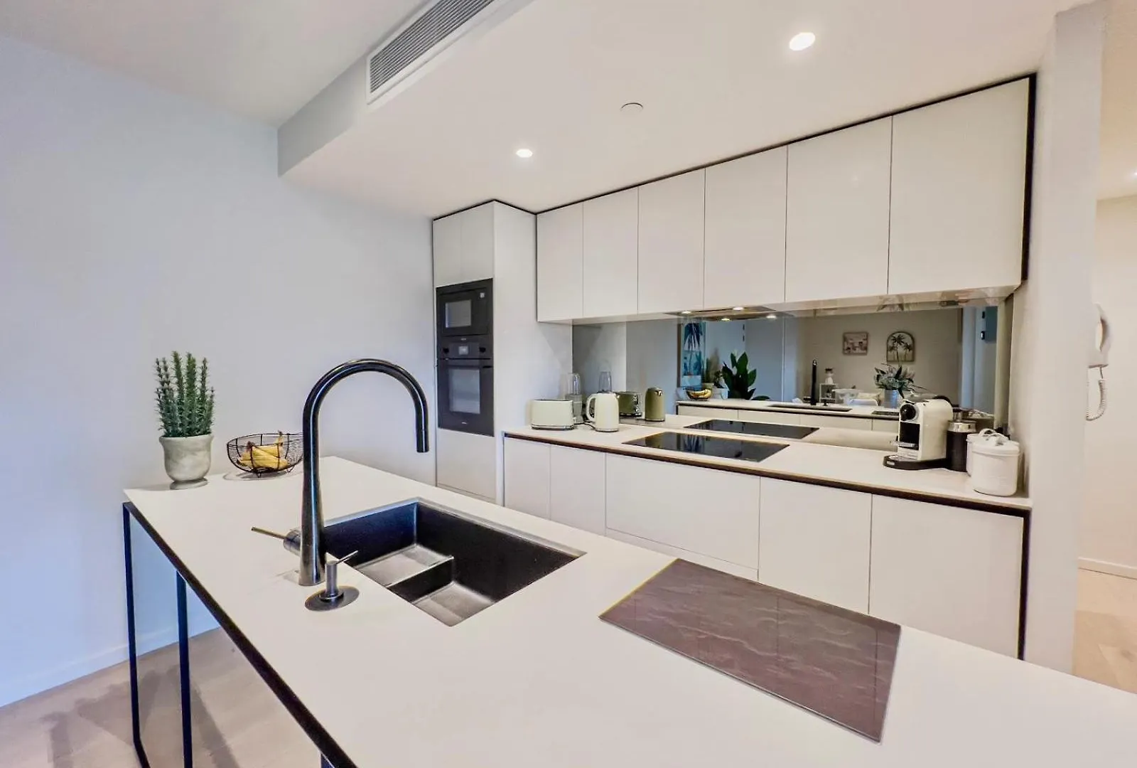 Appartamento Palm Beach Luxury Getaway Gold Coast